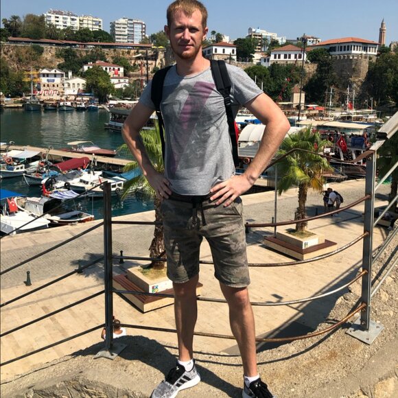 Meet your Posher, Andrey - Picture 1 of 2